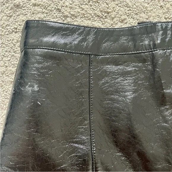 TOPSHOP Black Shiny PVC Fitted Mini Skirt with Front Zip - Picture 11 of 12